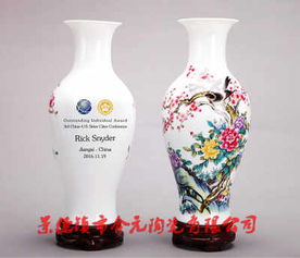 商务礼品陶瓷小花瓶定制 馈赠礼品小花瓶