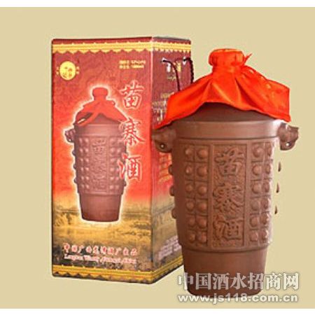 1800ml苗寨酒 陶瓷瓶礼品 52 vol火热招商中